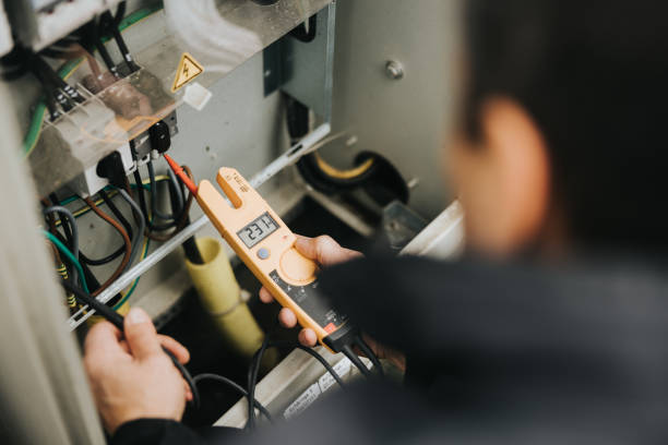 Best Local Electrician Companies  in Highpoint, OH